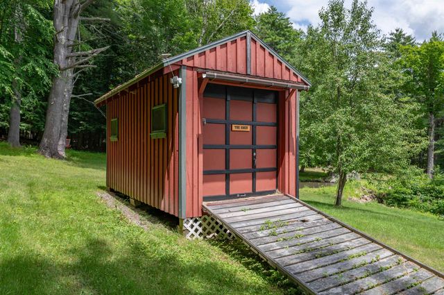 300 Lancaster Hill Road, Tilton, NH 03276