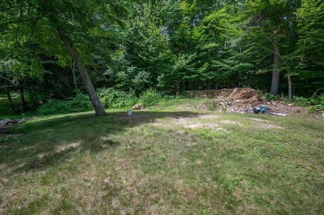300 Lancaster Hill Road, Tilton, NH 03276