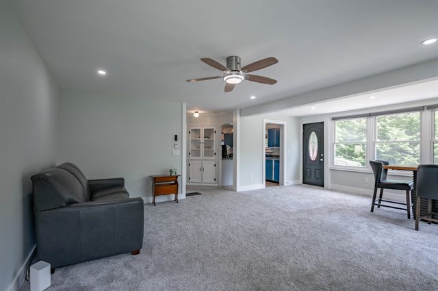 300 Lancaster Hill Road, Tilton, NH 03276