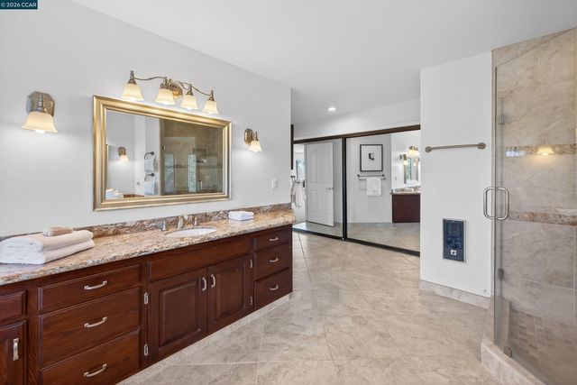 704 Blue Spruce Dr, Danville, CA 94506