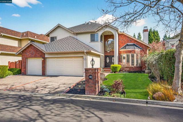 704 Blue Spruce Dr, Danville, CA 94506