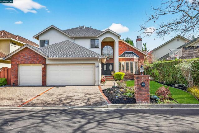 704 Blue Spruce Dr, Danville, CA 94506