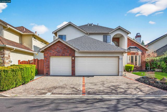 704 Blue Spruce Dr, Danville, CA 94506