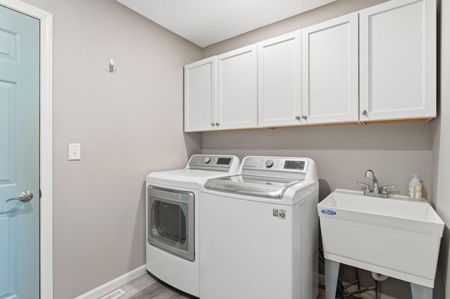 7554 Ohland Avenue NE, Elk River, MN 55330