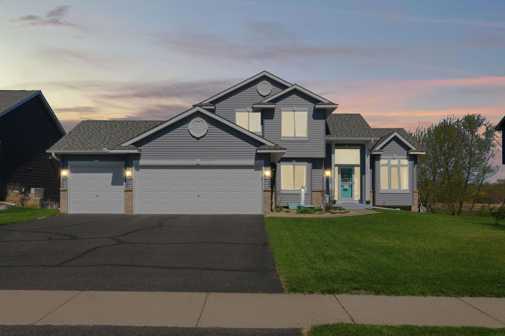7554 Ohland Avenue NE, Elk River, MN 55330