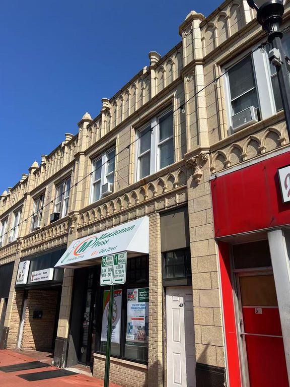 63 1/2 Glen Street, Glen Cove, NY 11542