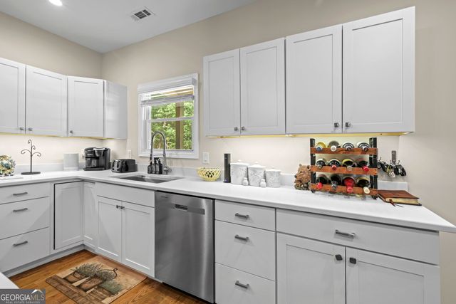613 Abby Lane, Clayton, GA 30525