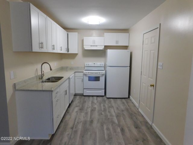 144 Village Court, Havelock, NC 28532