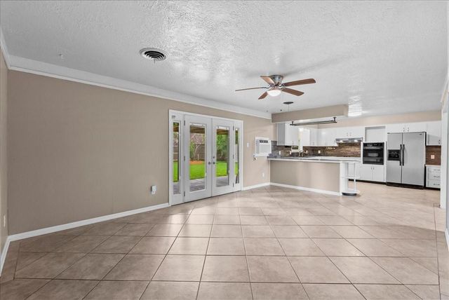 243 Empress Drive, Houston, TX 77034