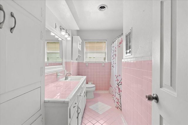 243 Empress Drive, Houston, TX 77034