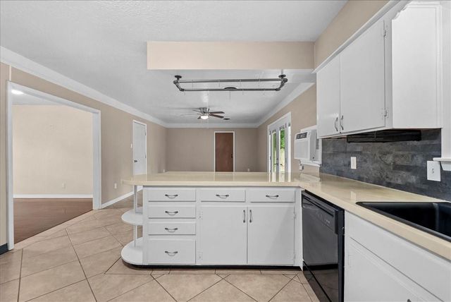 243 Empress Drive, Houston, TX 77034