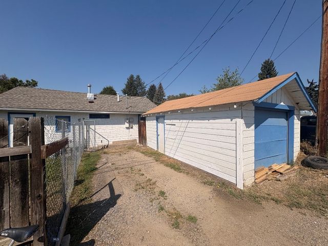 1914 Monroe, Butte, MT 59701