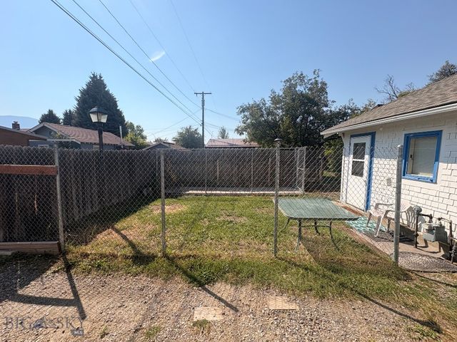 1914 Monroe, Butte, MT 59701