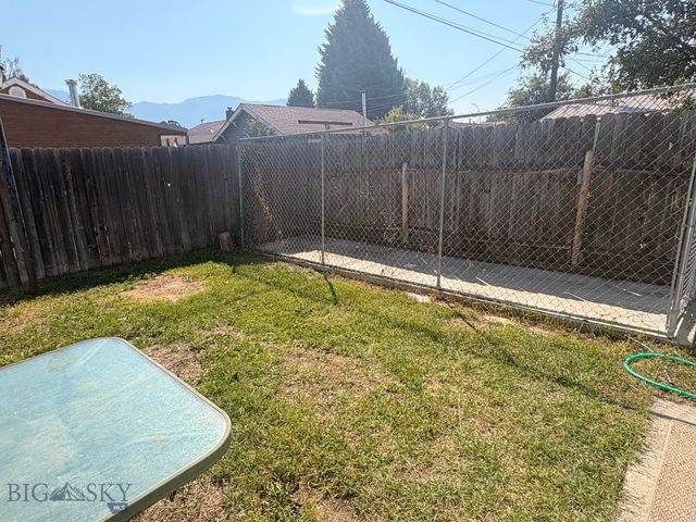 1914 Monroe, Butte, MT 59701