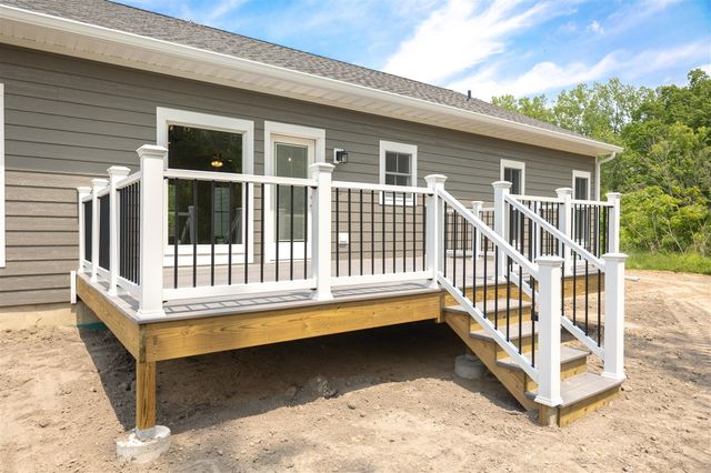 103 Diamond Point Lane, New Buffalo, MI 49117