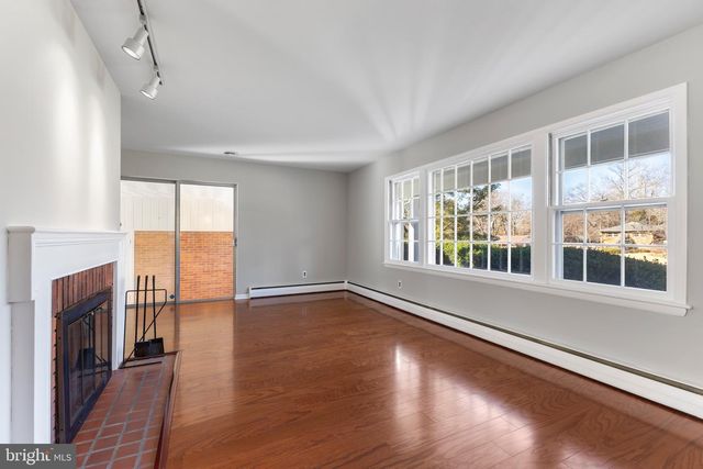 412 VIERLING DR, Silver Spring, MD 20904