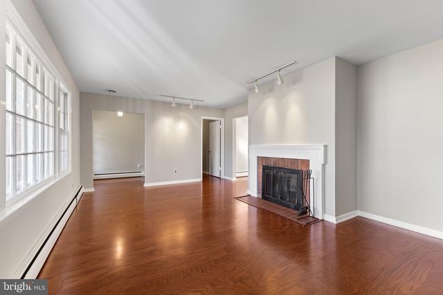 412 VIERLING DR, Silver Spring, MD 20904