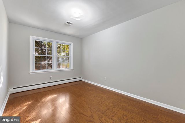 412 VIERLING DR, Silver Spring, MD 20904