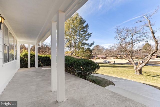 412 VIERLING DR, Silver Spring, MD 20904