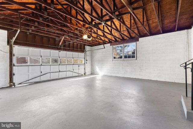 412 VIERLING DR, Silver Spring, MD 20904