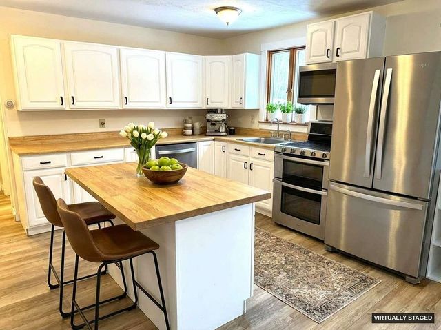 60 Higley Hill, Dover, VT 05341