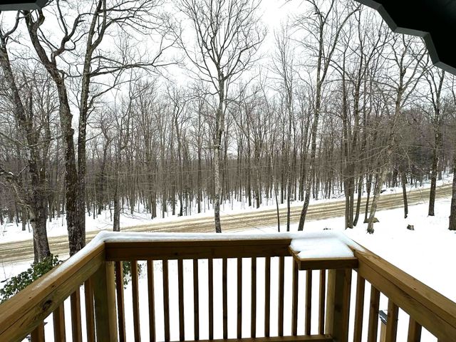 60 Higley Hill, Dover, VT 05341