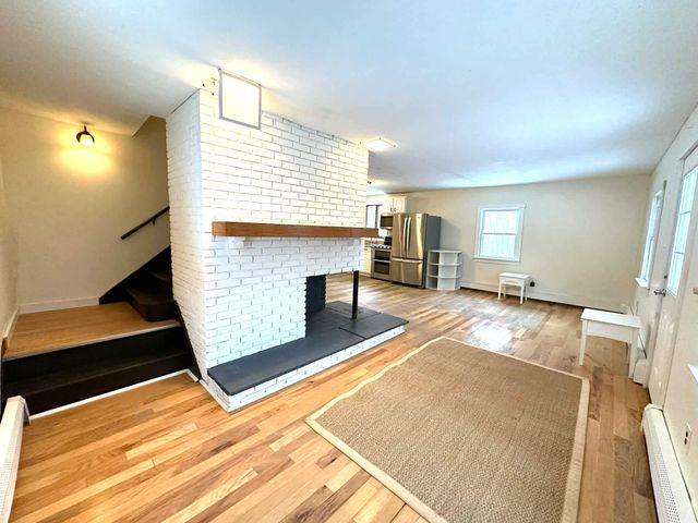 60 Higley Hill, Dover, VT 05341