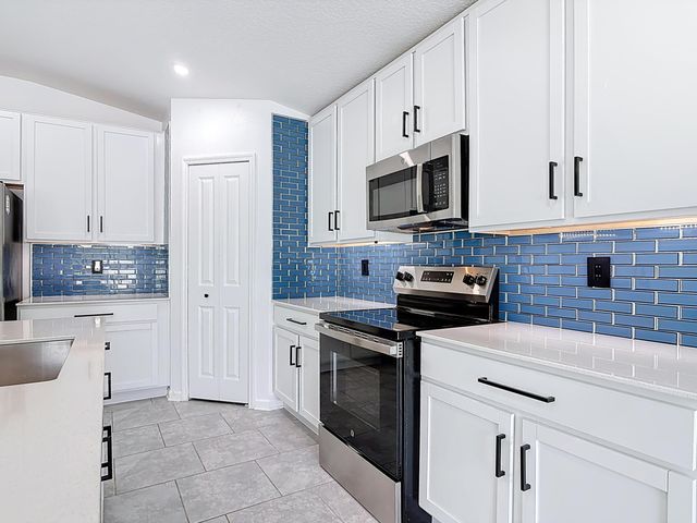 1312 Peach Creek Drive, Osteen, FL 32764