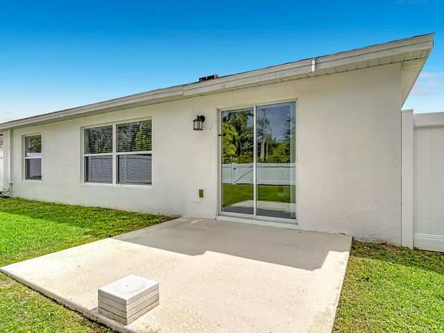 1312 Peach Creek Drive, Osteen, FL 32764