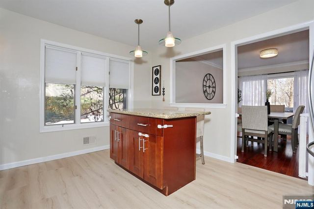 607 Glasmere Road, Mahwah, NJ 07430