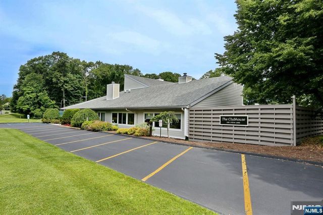 607 Glasmere Road, Mahwah, NJ 07430