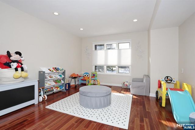 607 Glasmere Road, Mahwah, NJ 07430