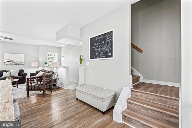 300 DOUGLAS AVE, Colonial Beach, VA 22443