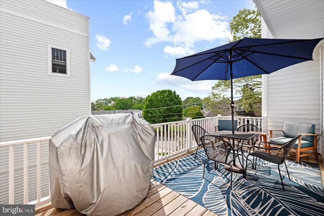 300 DOUGLAS AVE, Colonial Beach, VA 22443