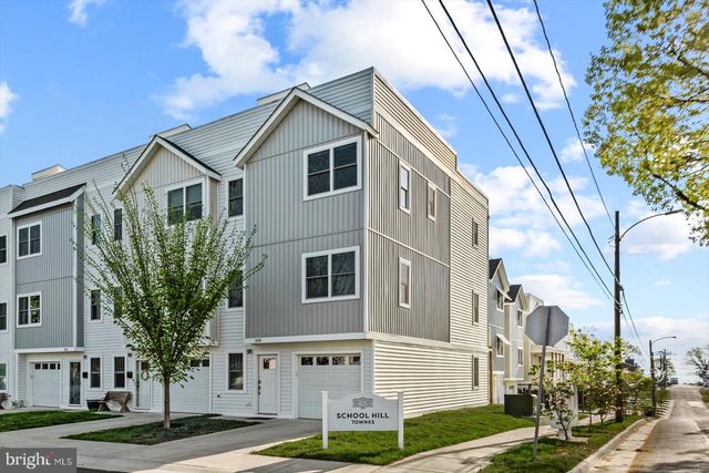 300 DOUGLAS AVE, Colonial Beach, VA 22443