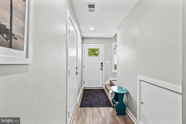 300 DOUGLAS AVE, Colonial Beach, VA 22443