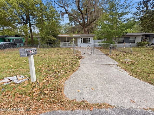 5925 OAKLANE Drive, Jacksonville, FL 32244