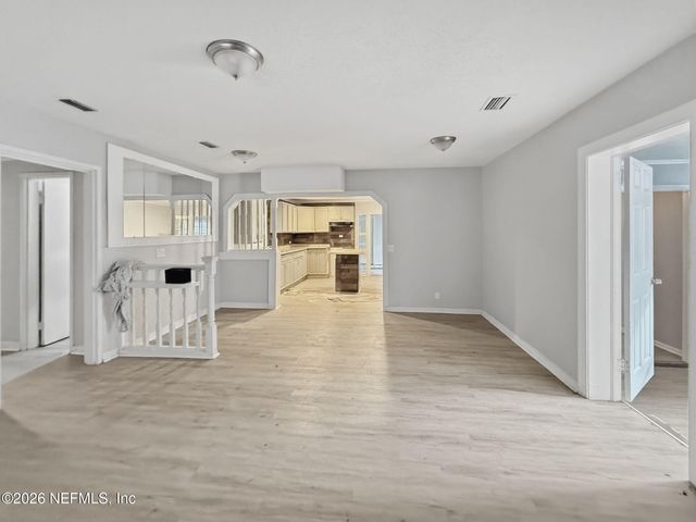 5925 OAKLANE Drive, Jacksonville, FL 32244