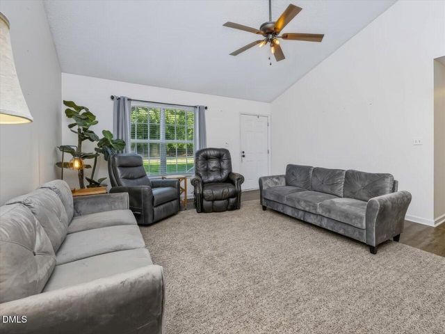 128 Blairwood Drive, Fuquay Varina, NC 27526