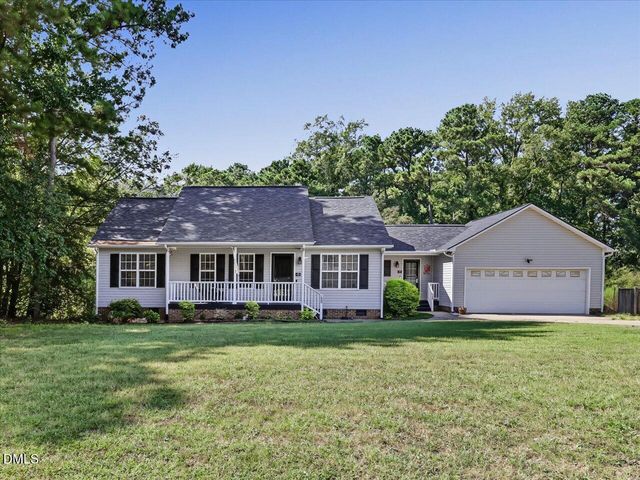 128 Blairwood Drive, Fuquay Varina, NC 27526
