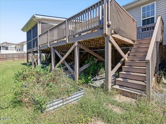 128 Blairwood Drive, Fuquay Varina, NC 27526