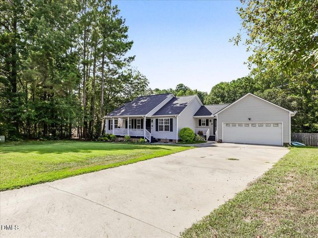 128 Blairwood Drive, Fuquay Varina, NC 27526