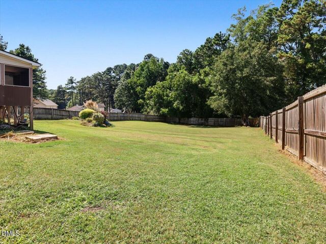 128 Blairwood Drive, Fuquay Varina, NC 27526