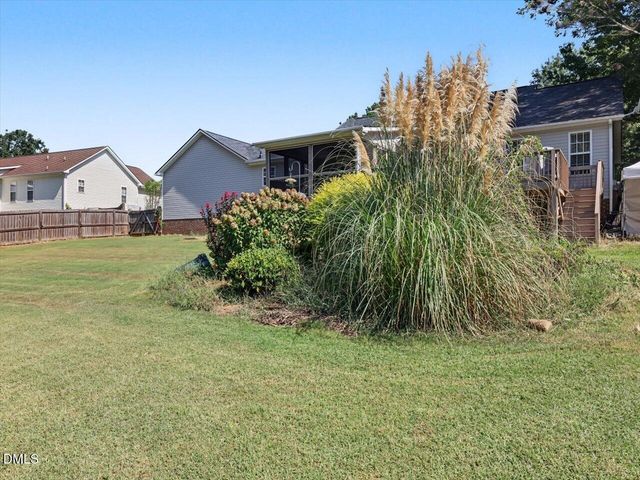 128 Blairwood Drive, Fuquay Varina, NC 27526