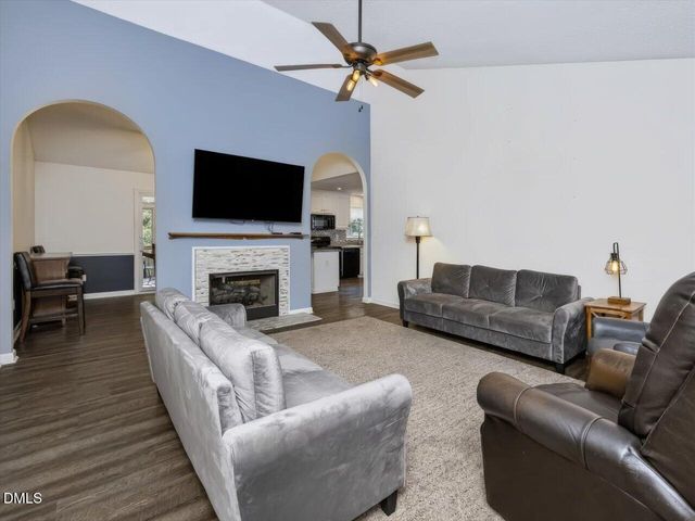 128 Blairwood Drive, Fuquay Varina, NC 27526