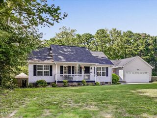 128 Blairwood Drive, Fuquay Varina, NC 27526
