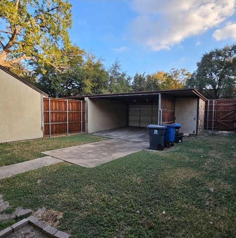 1521 Gailbrook Lane, Dallas, TX 75228