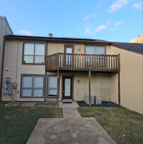 1521 Gailbrook Lane, Dallas, TX 75228