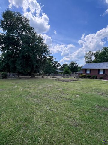 2205 Stonewall Street, Dublin, GA 31021