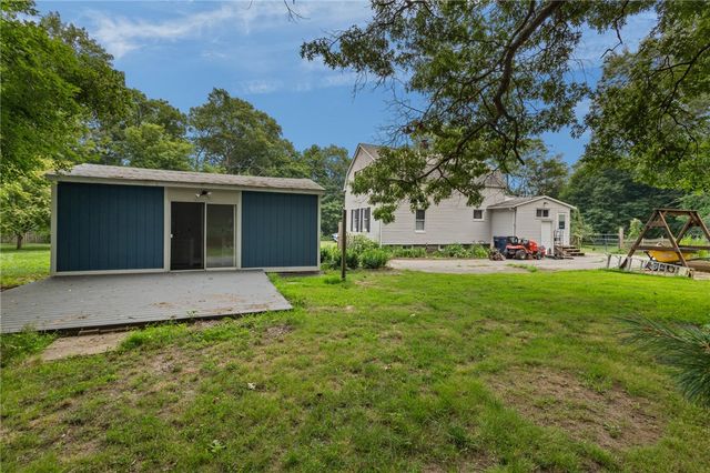 10 Ellis Road, North Kingstown, RI 02852